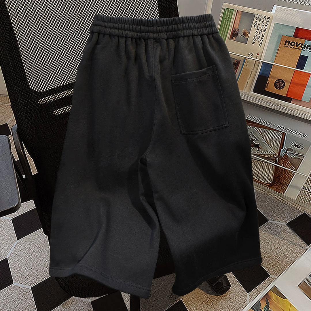 Minimalist Solid Color Cropped 7-Inch Shorts