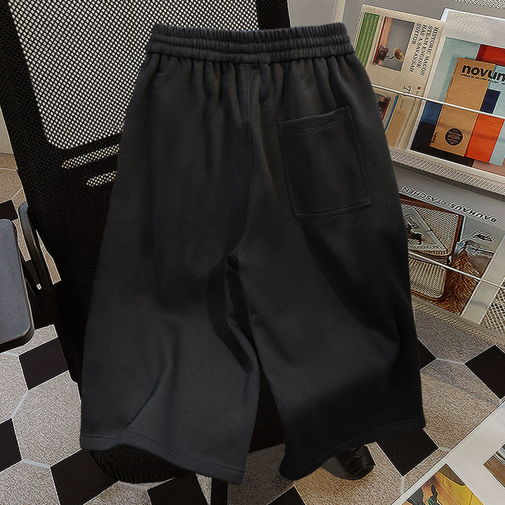 Minimalist Solid Color Cropped 7-Inch Shorts