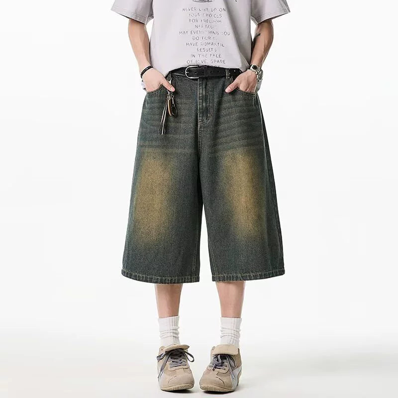Wide-Leg Cropped Jeans