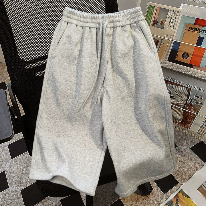 Minimalist Solid Color Cropped 7-Inch Shorts